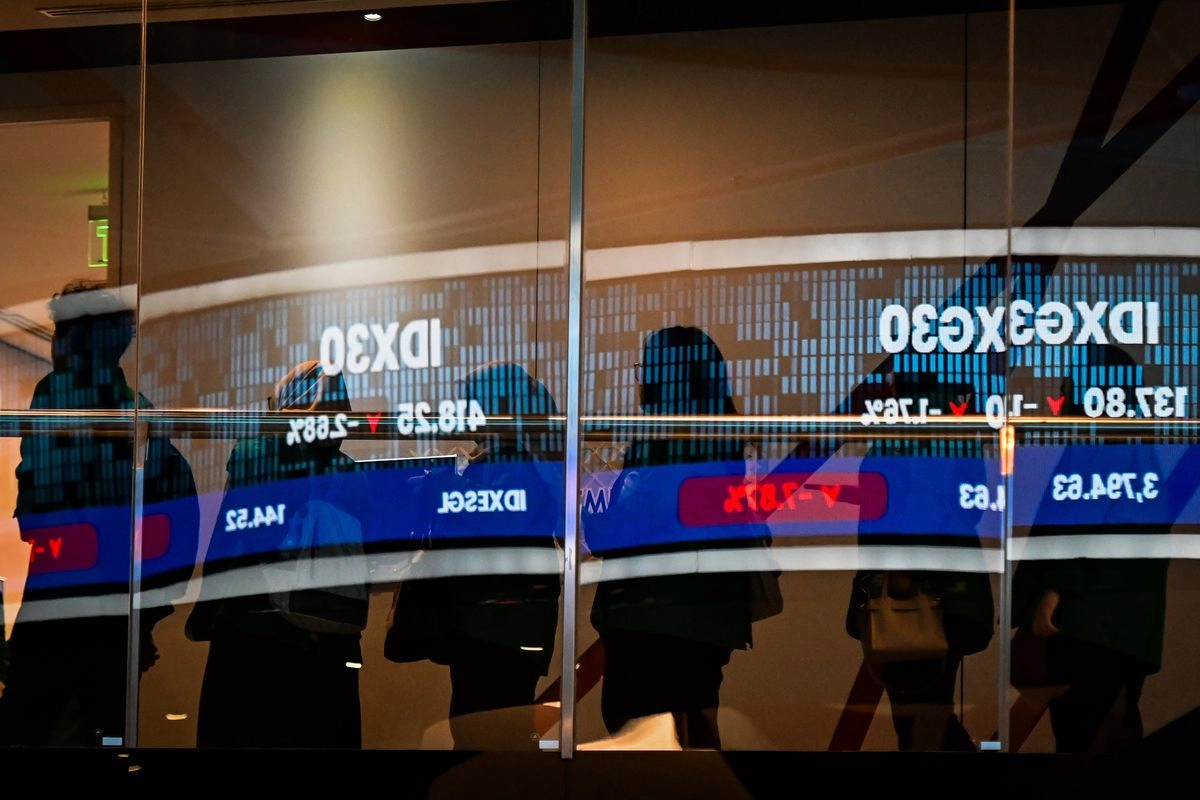 Dibuka Turun, IHSG Lanjut Tertekan di Tengah Sentimen Global