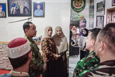 TNI Beri Santunan Rp 1,8 Miliar untuk Keluarga 3 Prajurit yang Tewas di Lebanon