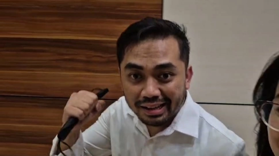 Datangi Gedung DPR Usai Divonis Bebas, Amsal Sitepu: Sangat Senang, Tak Bisa Bekata-kata!