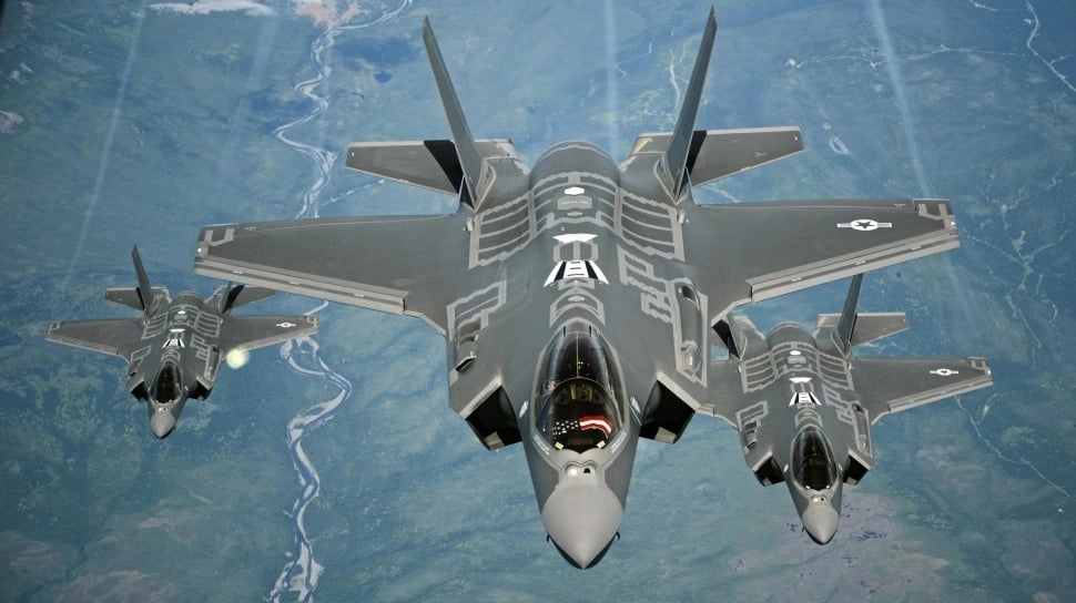 Iran Tembak Jatuh Jet F-35 Milik Amerika Serikat di Wilayah Teheran Hari Ini