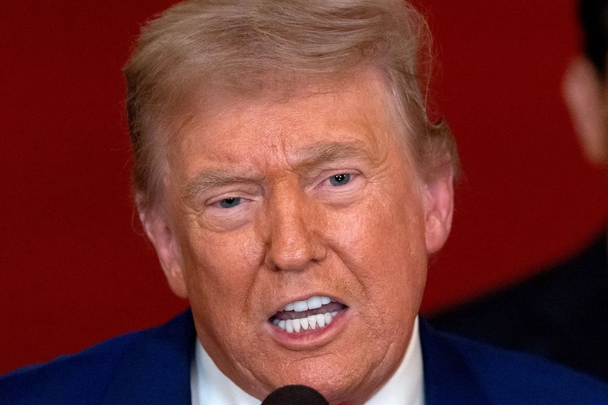 Trump Ultimatum Iran Lagi, Buka Selat Hormuz dalam 48 Jam atau Hadapi Neraka