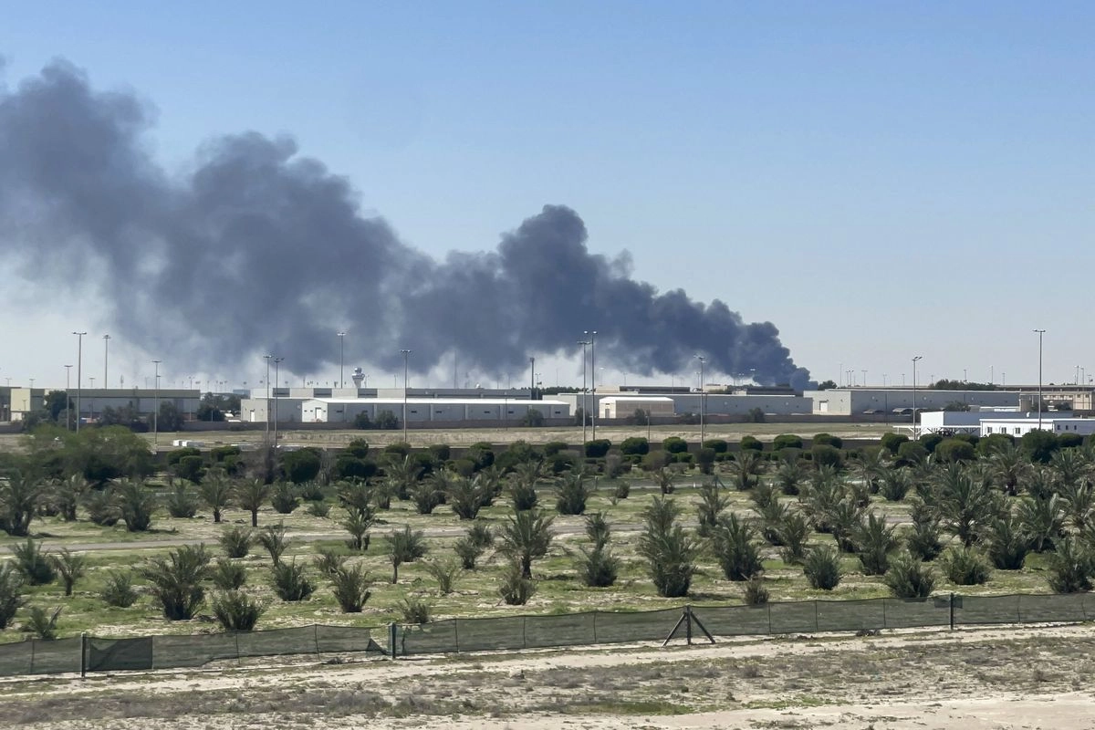 Iran Serang Sektor Air dan Energi Teluk, UEA-Bahrain-Kuwait Kena