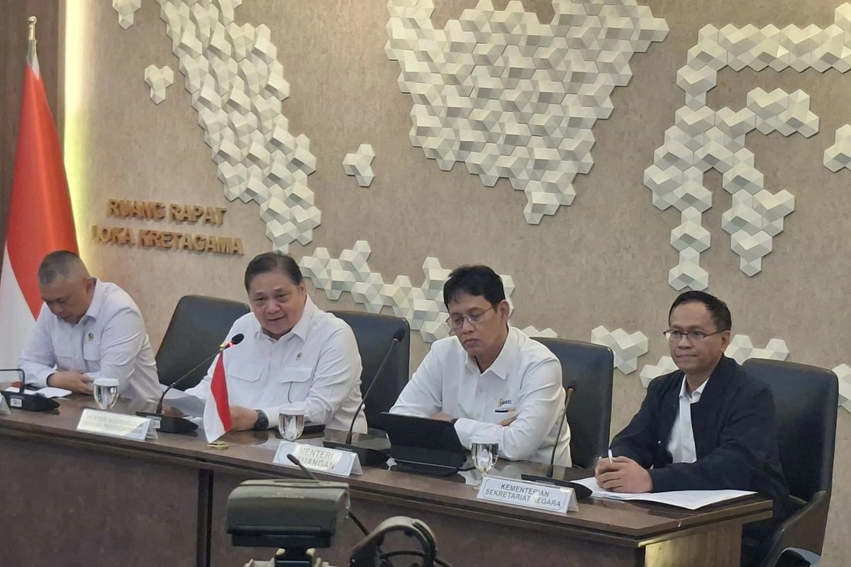 Airlangga Ungkap Nasib Kenaikan Harga BBM Nonsubsidi