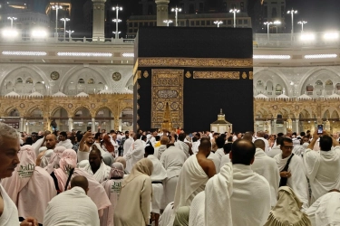 Harga Avtur Naik, Sapuhi Sebut Paket Umrah Kemungkinan Akan Ikut Naik
