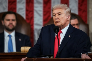 Trump Akui Kirim Senjata Saat Demo Iran, tapi Disabotase Kurdi