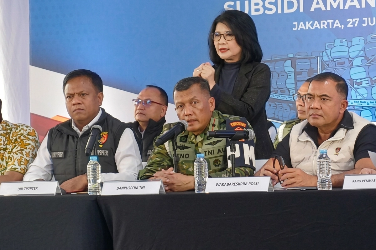 2 Prajurit TNI Terlibat Penyalahgunaan BBM Bersubsidi yang Rugikan Negara Rp 1,2 T