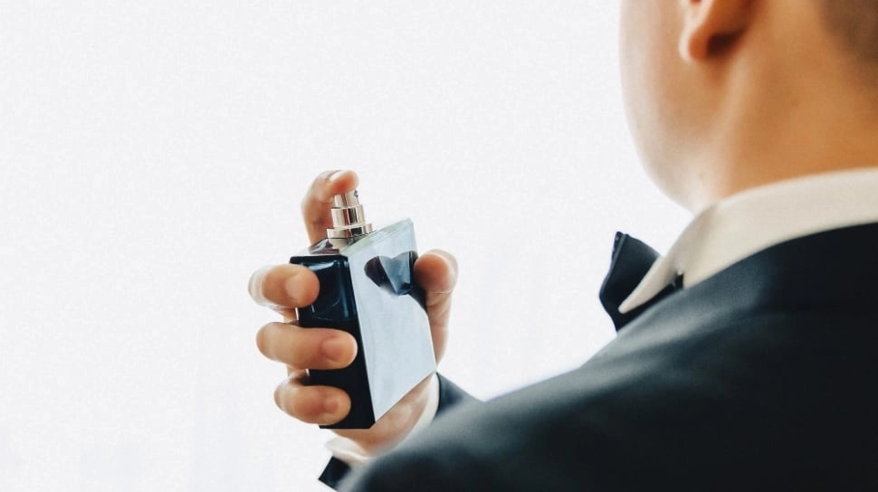 6 Parfum Pria yang Disukai Wanita, Wanginya Meninggalkan Jejak