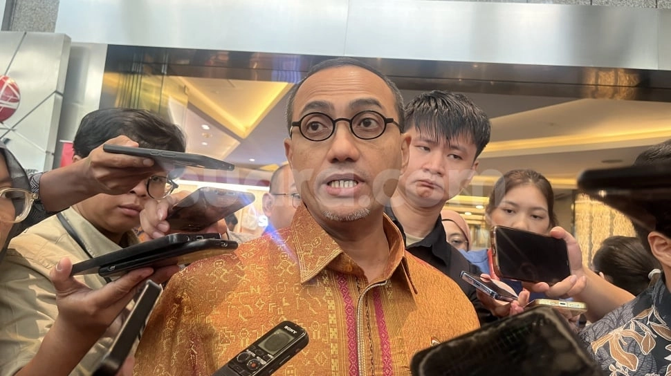 Dana Asing Kabur Rp 23 Triliun, IHSG Anjlok 14% Sepanjang Maret