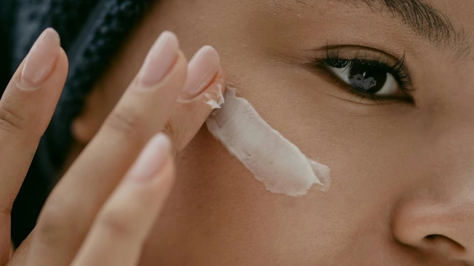 Jangan Diabaikan, Ini 5 Tanda Wajah Tidak Cocok dengan Moisturizer