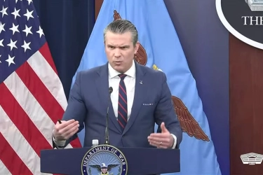 Menhan AS Sebut Iran Memohon Gencatan Senjata, Klaim Teheran Takut Ancaman Trump