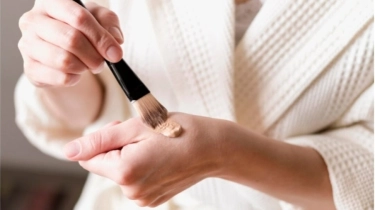 7 Foundation Mengandung SPF, Makeup Flawless Sekaligus Lindungi dari Sinar UV