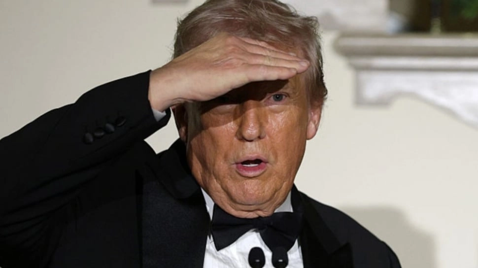 Politisi Demokrat Dorong Pemakzulan Donald Trump dan Menteri Perang AS