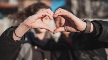 Siap-Siap Baper! 5 Zodiak Paling Hoki dalam Urusan Cinta pada 8 April 2026