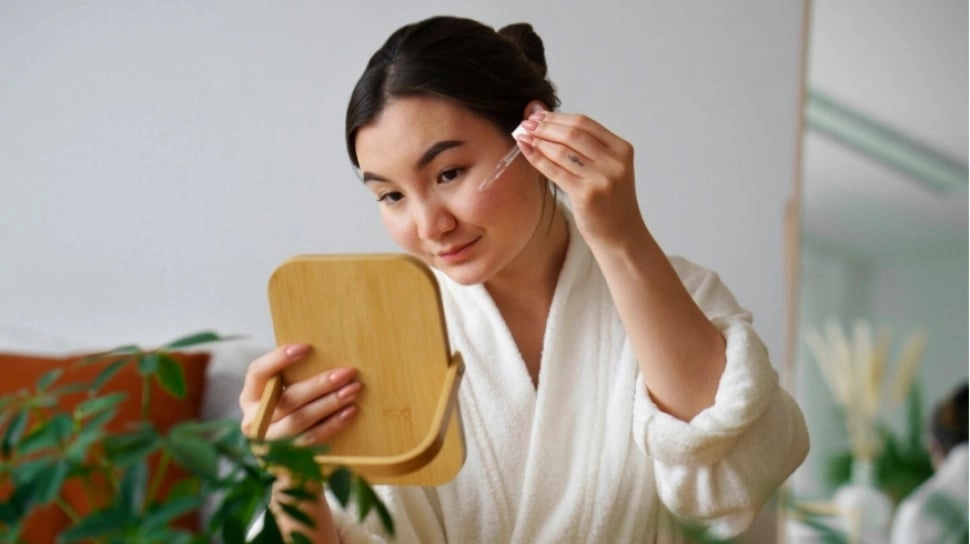 Urutan Skincare Pagi dan Malam yang Benar Menurut Dokter