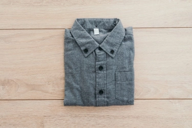 5 Kesalahan Saat Memakai Baju Linen di Usia 50-an, Bikin Terlihat Kusut