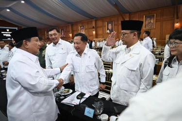 Mendagri Tito dan Jajaran Lengkap Hadiri Rapat Kerja Pemerintah