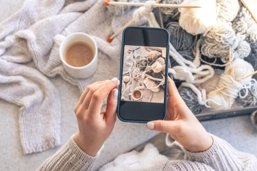 350 Caption Bahasa Inggris Singkat untuk Instagram dan TikTok