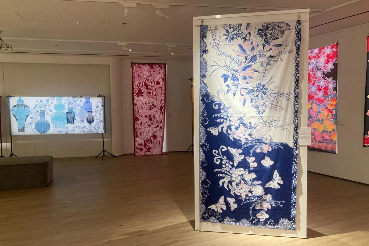 Menelusuri Jejak Sejarah Batik Peranakan di Pameran ''Metamorfosa''