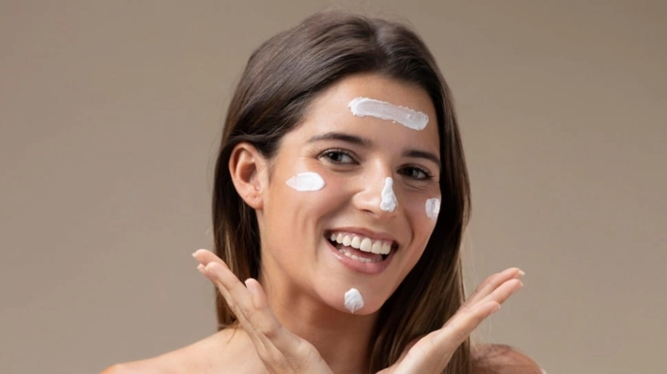5 Sunscreen Lokal dengan Kualitas Premium untuk Cegah Penuaan Dini