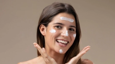5 Sunscreen Lokal dengan Kualitas Premium untuk Cegah Penuaan Dini