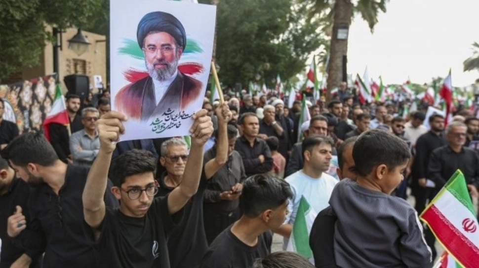 Blokade Selat Hormuz Masuki Fase Baru Usai Mojtaba Khamenei Muncul
