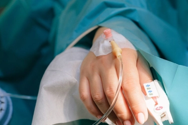 IV Drip Vs Suplemen, Mana Lebih Baik untuk Kesehatan Tubuh? Ini Penjelasan Dokter