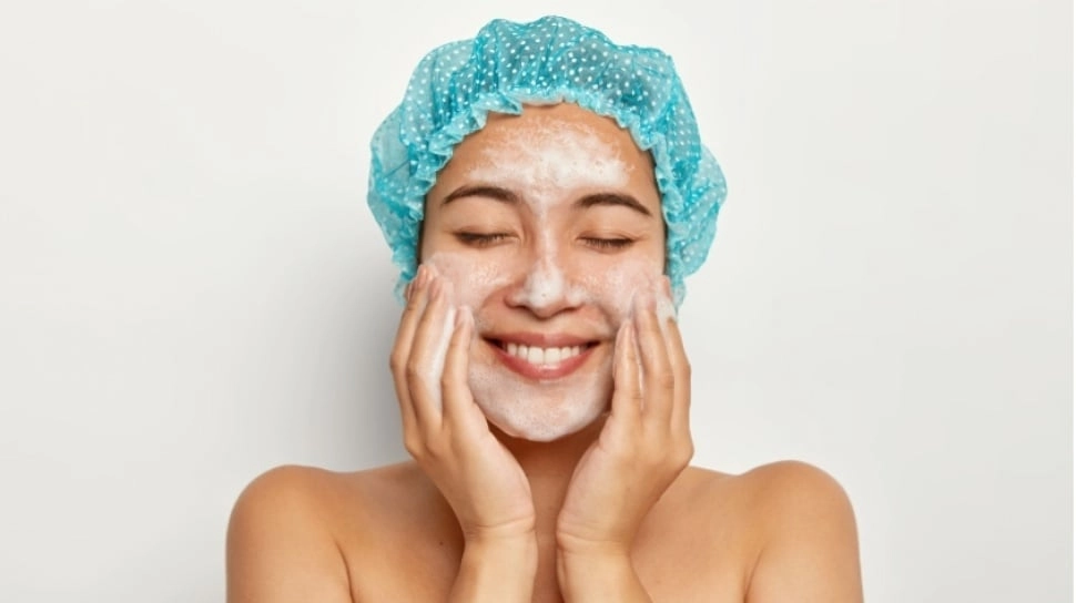 9 Rekomendasi Sabun Cuci Muka untuk Kulit Kusam dan Pudarkan Flek Hitam