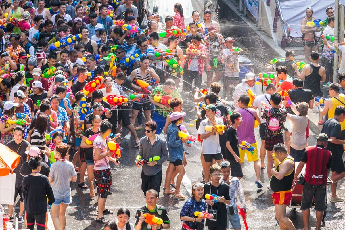 Pertama Kali Ikut Pesta Air Songkran di Thailand, Ini 10 Aturannya