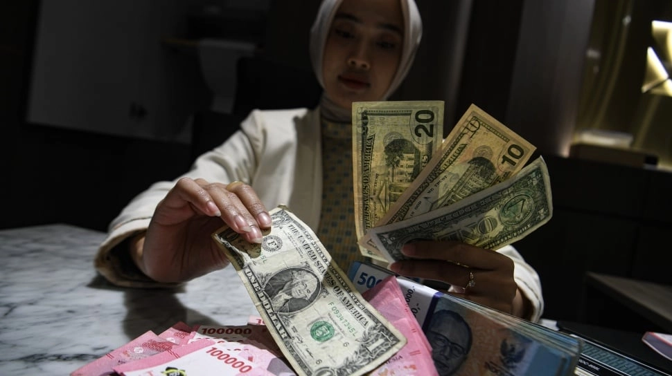 Rekor Buruk Rupiah Hari Ini