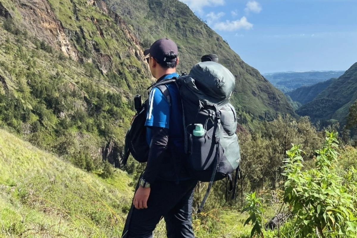 Kenali Gejala Hipotermia pada Balita Saat di Gunung