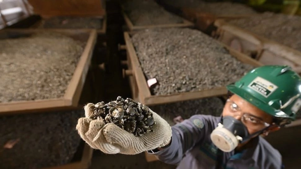 Harga Nikel Langsung Terkerek Aturan Baru ESDM, Tapi Tekan Industri Smelter