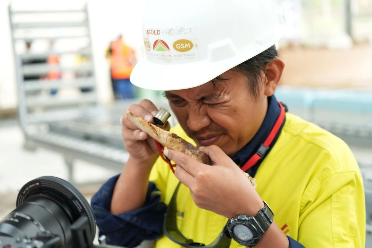 Merdeka Gold Resources Temukan Tambang Emas di Kolokoa, Target Eksplorasi 40 Juta Ton