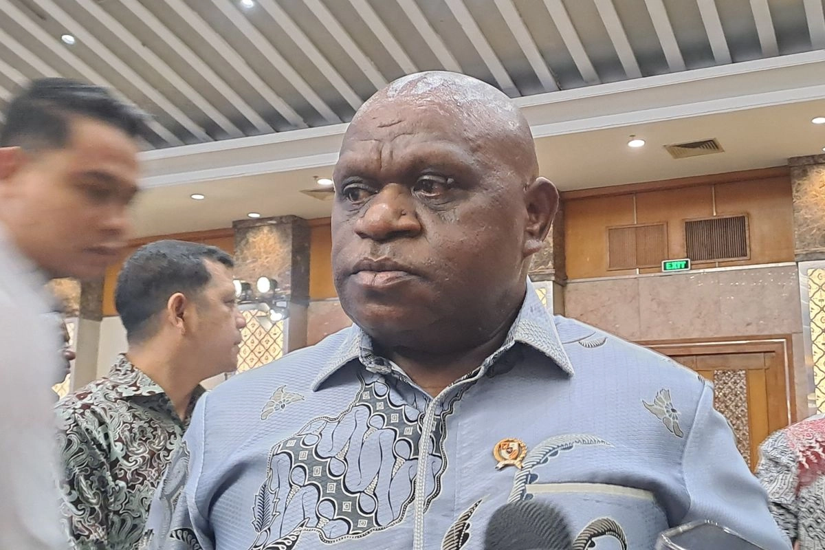 Menteri Pigai: Kritik Feri Amsari dan Ubedilah Badrun Tak Bisa Dipidana