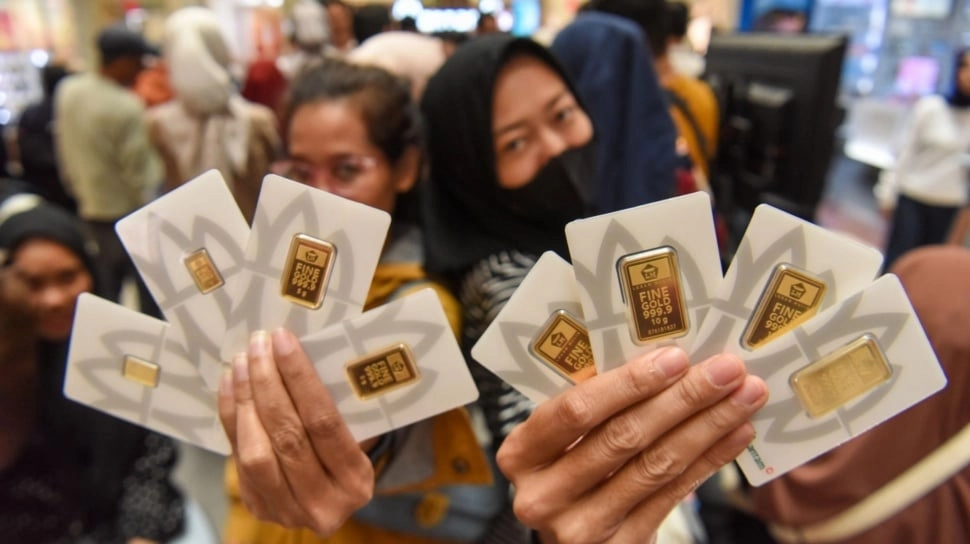 Harga BBM RI Naik, Emas Antam Langsung Meroket