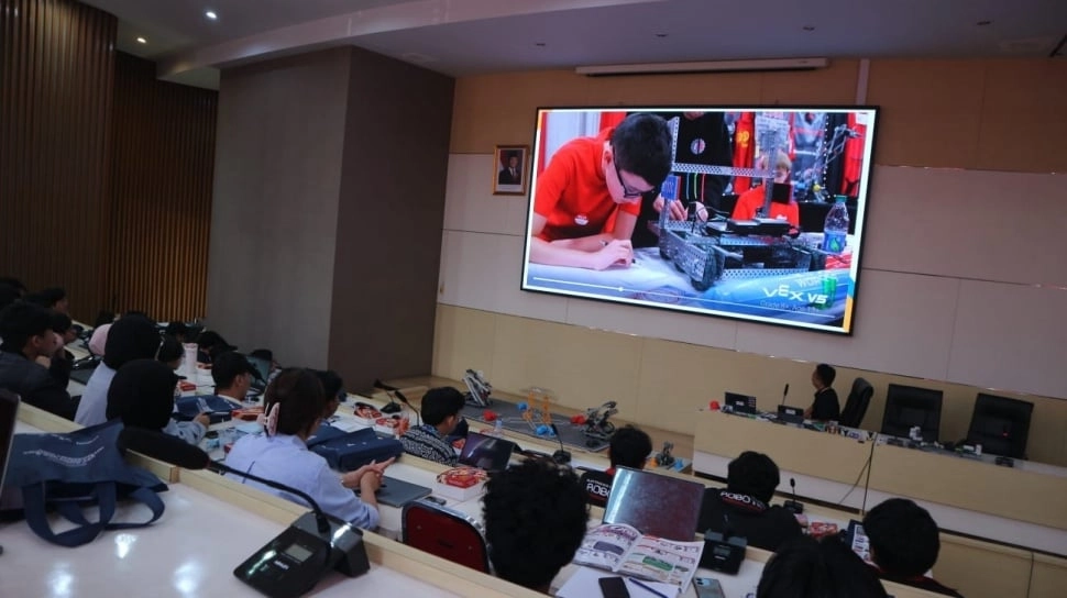 Mengapa Mahasiswa Perlu Menguasai Robotika Sebelum Lulus?