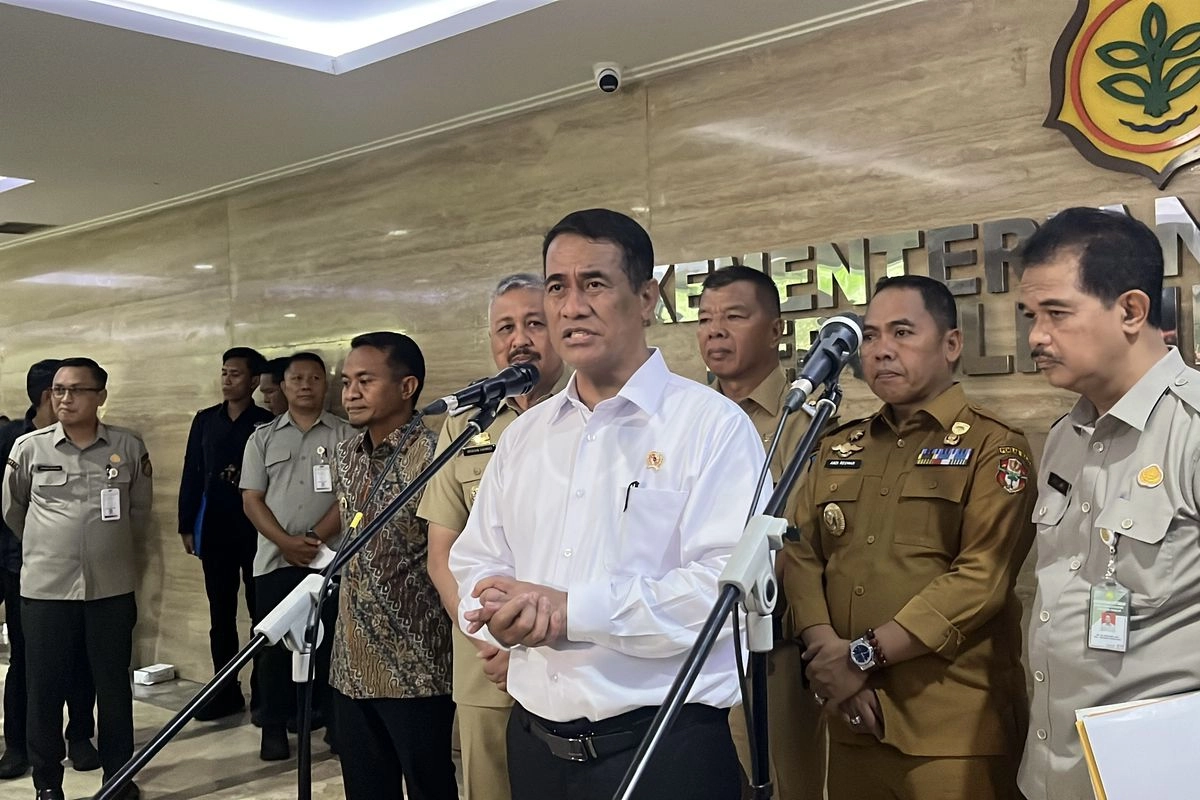 Amran Kumpulkan 170 Bupati, Bahas Bantuan Tanaman Rp 9,95 T