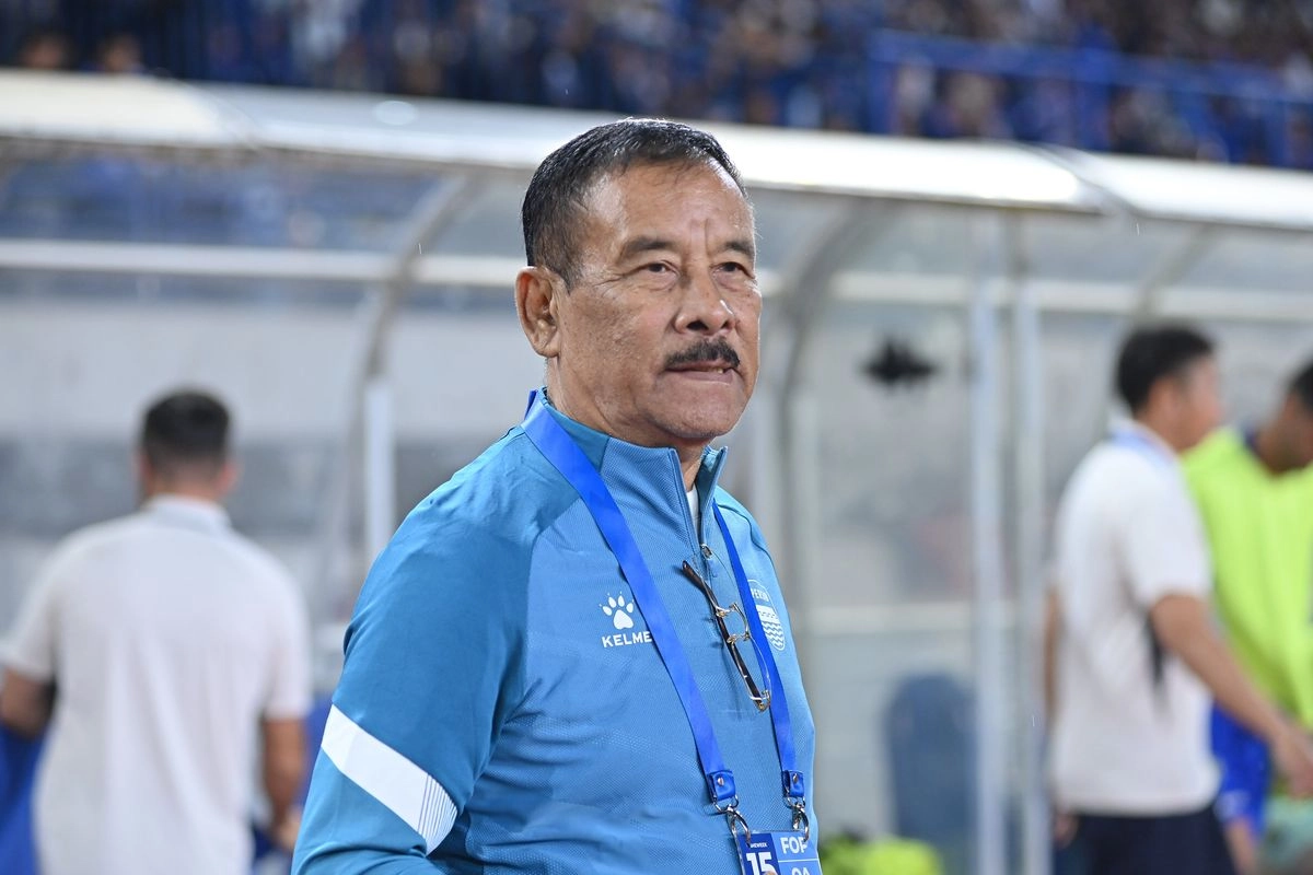 Bos Persib Umuh Muchtar Tekankan Tanggung Jawab di Perburuan Juara