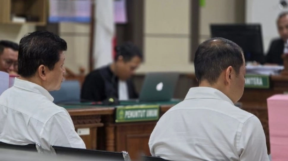 Didakwa Korupsi Rp1,3 Triliun, Dua Bersaudara Bos Sritex Dituntut 16 Tahun Penjara