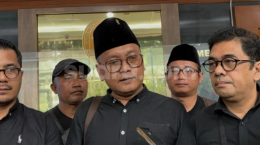 Guntur Romli Singgung Pernyataan JK: Jokowi Dinilai Berkhianat ke Banyak Tokoh