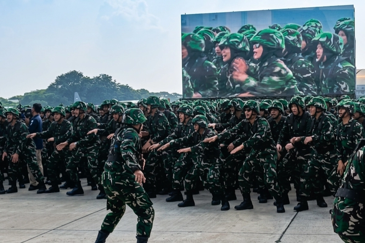 Derap Ribuan ASN Kenakan Seragam Loreng Ikut Latihan Militer Komcad