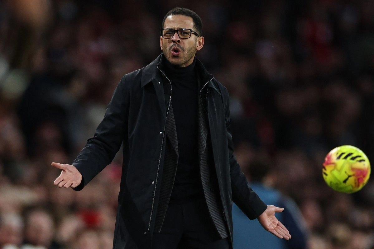Liam Rosenior Dipecat, John Terry Khawatir Soal Masa Depan Chelsea