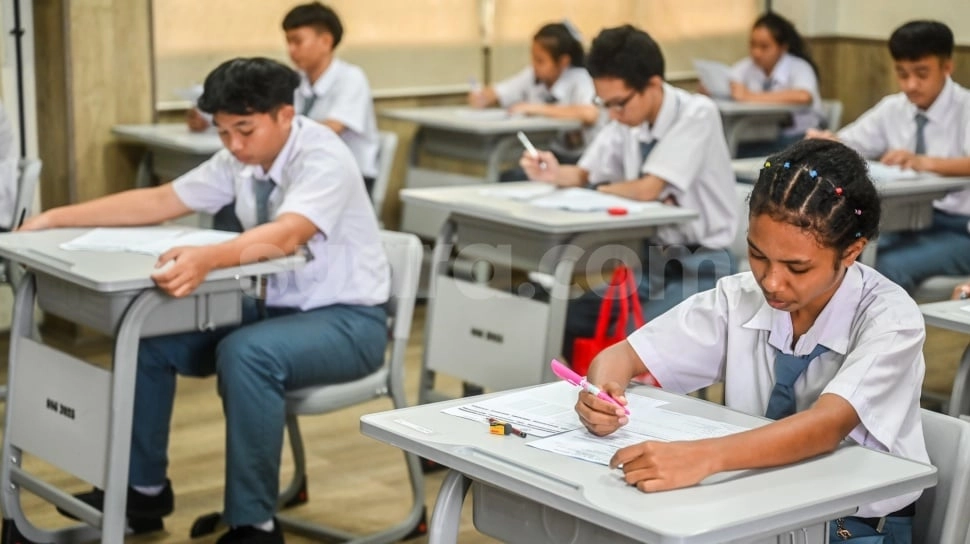 Nekat Pungut Biaya? Sekolah Swasta Gratis di Jakarta Terancam Sanksi Tegas!
