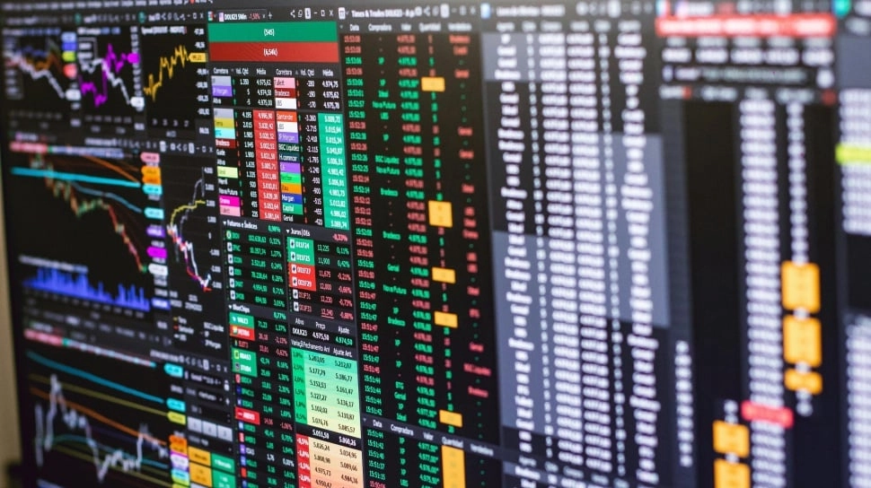 Wall Street Ditutup Merah Setelah Harga Minyak Dunia Mendidih Lagi