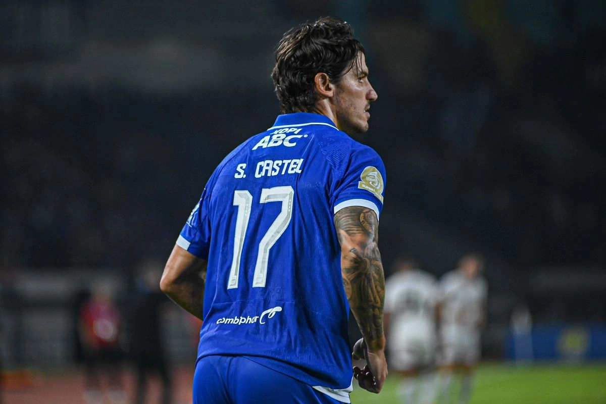 Usai Selip Dua Laga, Sergio Castel Bicara Syarat Persib Juara 