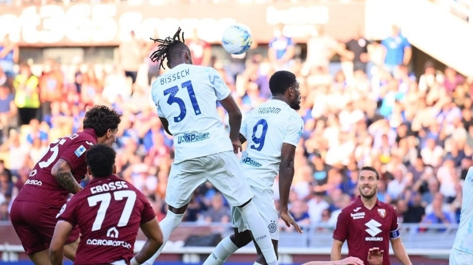 Blunder Carlos Augusto Bikin Inter Milan Gagal Bawa Tiga Poin dari Markas Torino