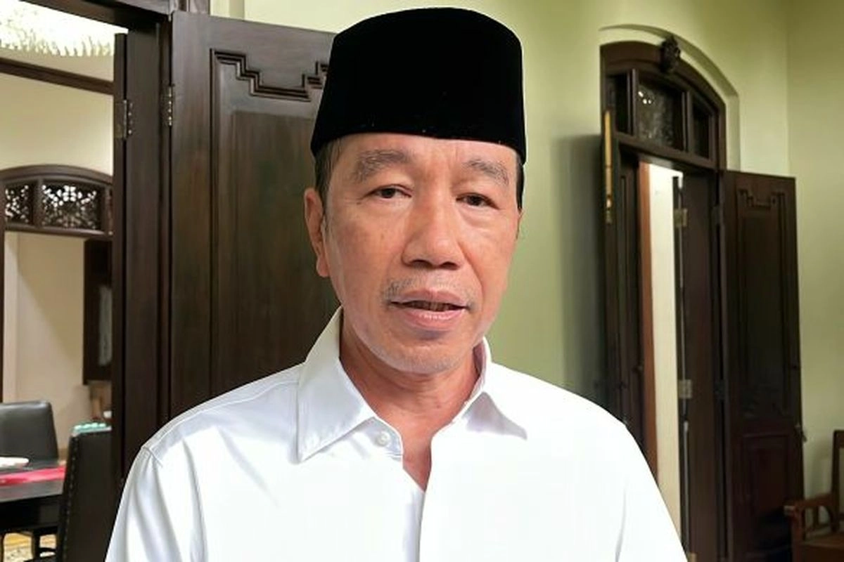 Narasi ''Orang Kampung'' dalam Tradisi Politik Indonesia