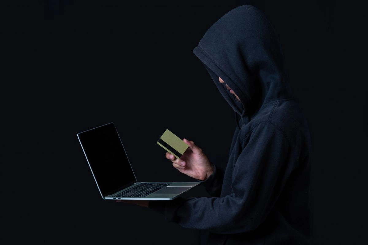 Saya Nyaris Tertipu Chat WA soal Paket Hilang, Begini Modusnya