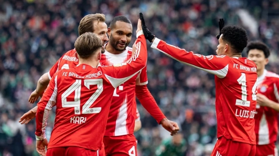 Bayern Munich Dilibas PSG 4-5, Wayne Rooney Kritik Pedas Harry Kane