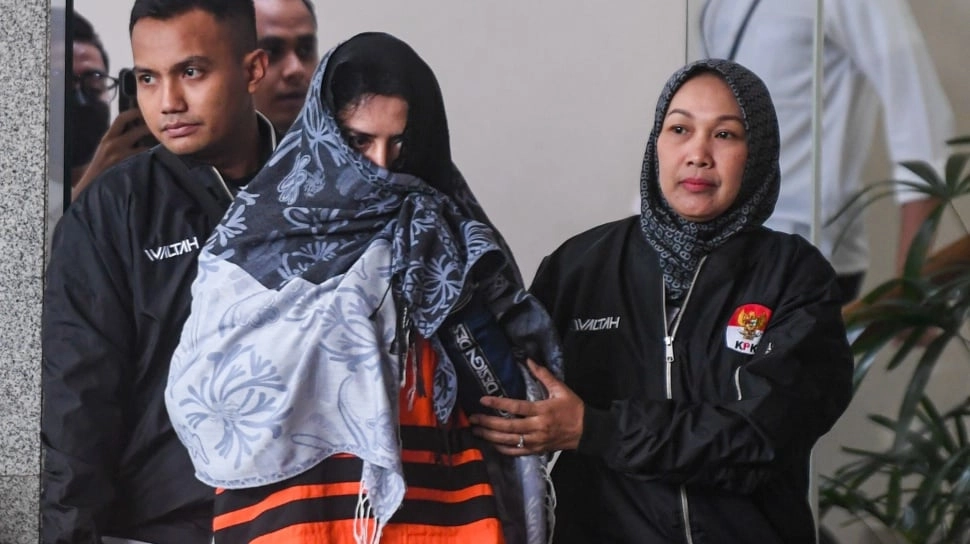 Periksa Suami Fadia Arafiq, KPK Telusuri 'Jalur Panas' Uang di Perusahaan Keluarga
