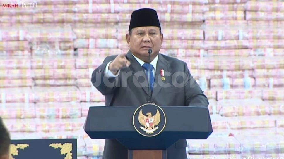 Prabowo Tunjuk Pengusaha Tambang-Sawit: Cari Makan di Sini, Simpan Uang di Luar Negeri!
